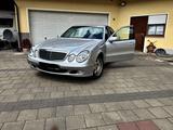Mercedes-Benz Mercedes Benz E240 - Mercedes-Benz E-Class aus 2002