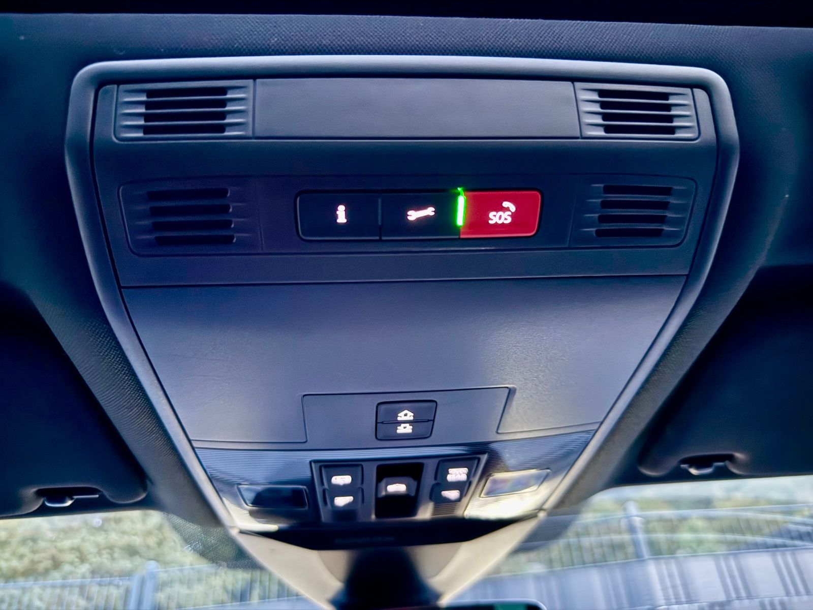 VW Passat Variant Elegance Automatik – Vorschaubild 24