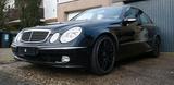 Mercedes-Benz E320 W211 - Mercedes-Benz E 320: W211