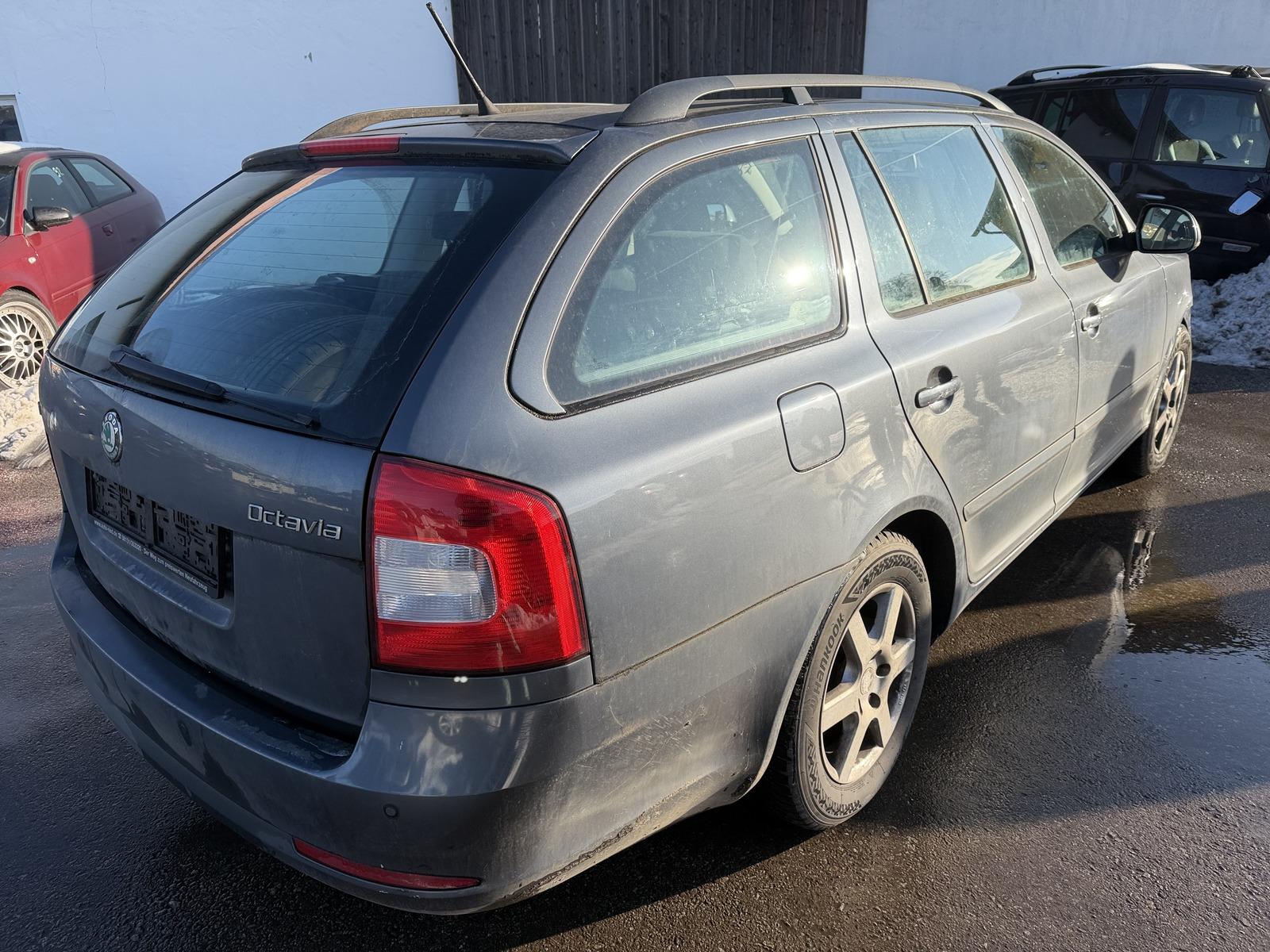 Skoda Octavia 2012 — photo 7