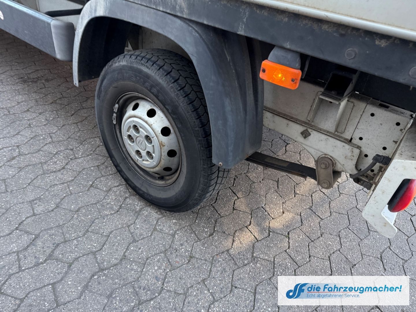 Fahrzeugabbildung Citroën Jumper Pritsche Doka 35 L3 Heavy Motorschaden HD