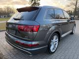 Audi SQ7 4.0 TDI quattro tiptronic  - graue Audi SQ7