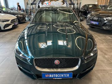 MYAUTOCENTER – Gebraucht- und Jahreswagen mit Werkstattservice in Pfaffenhofen Jaguar XE Pure *LED*Keyless*2-Zonen*Tempo*Navi*