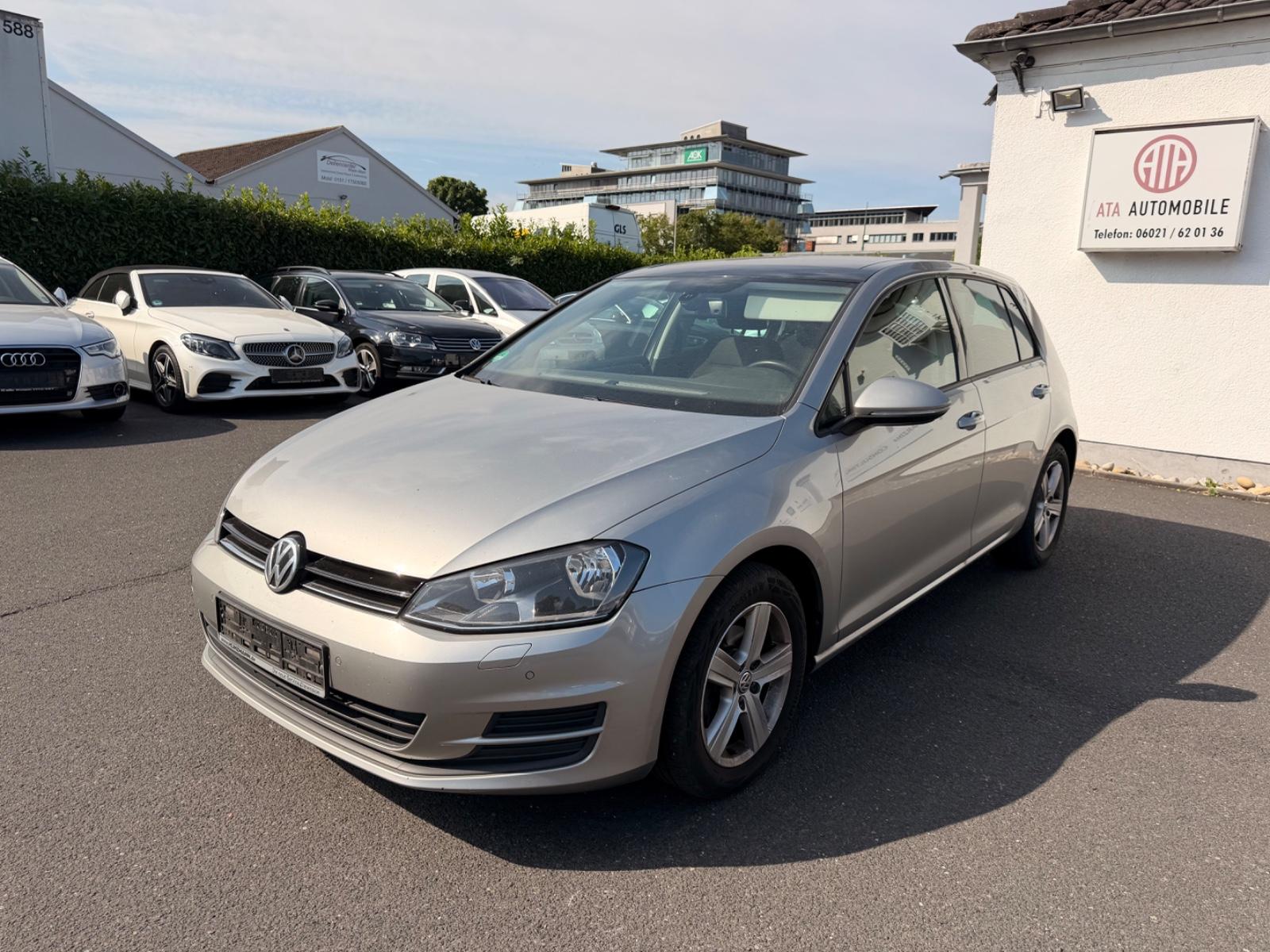 Volkswagen Golf VII Lim. Comfortline~Klima~Alu~Panoramdach