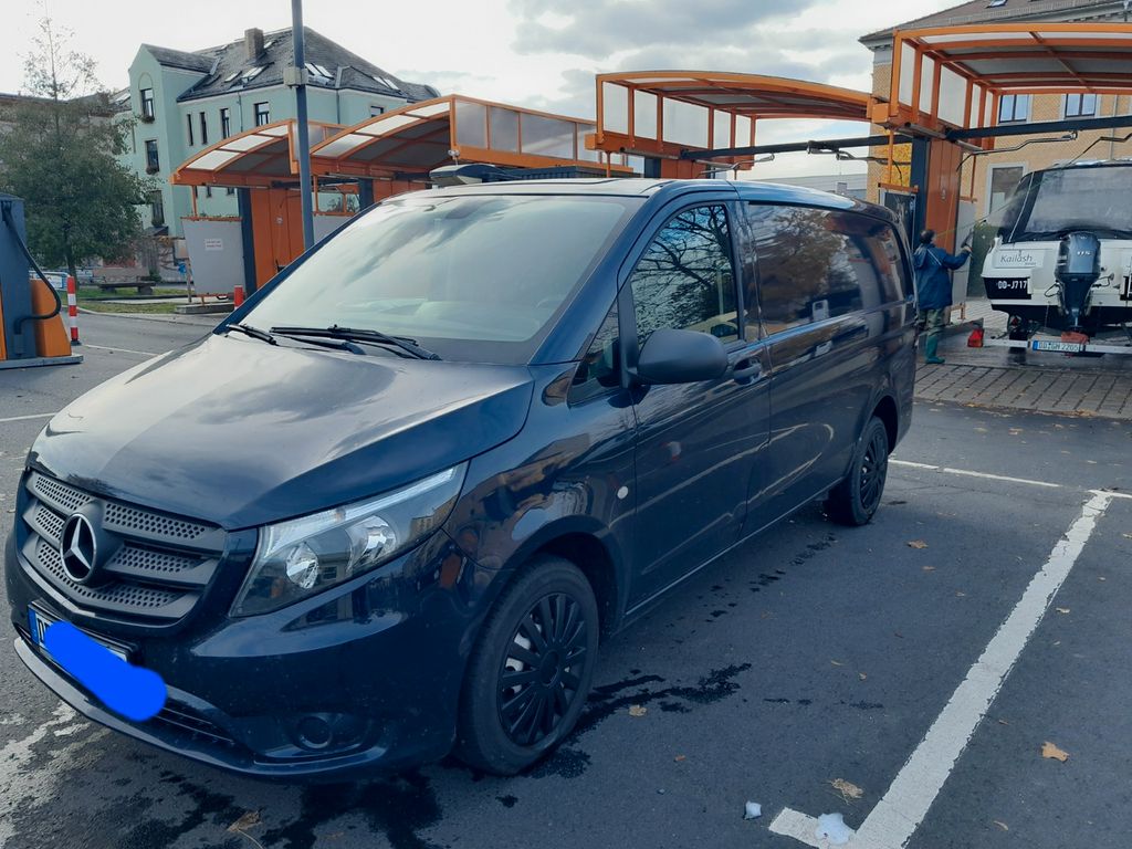 Image of Mercedes-Benz Vito