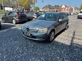 Mercedes-Benz C 200 C T-Modell C 200 T CGI  BlueEfficiency - Mercedes-Benz C 200: Cgi Blueefficiency