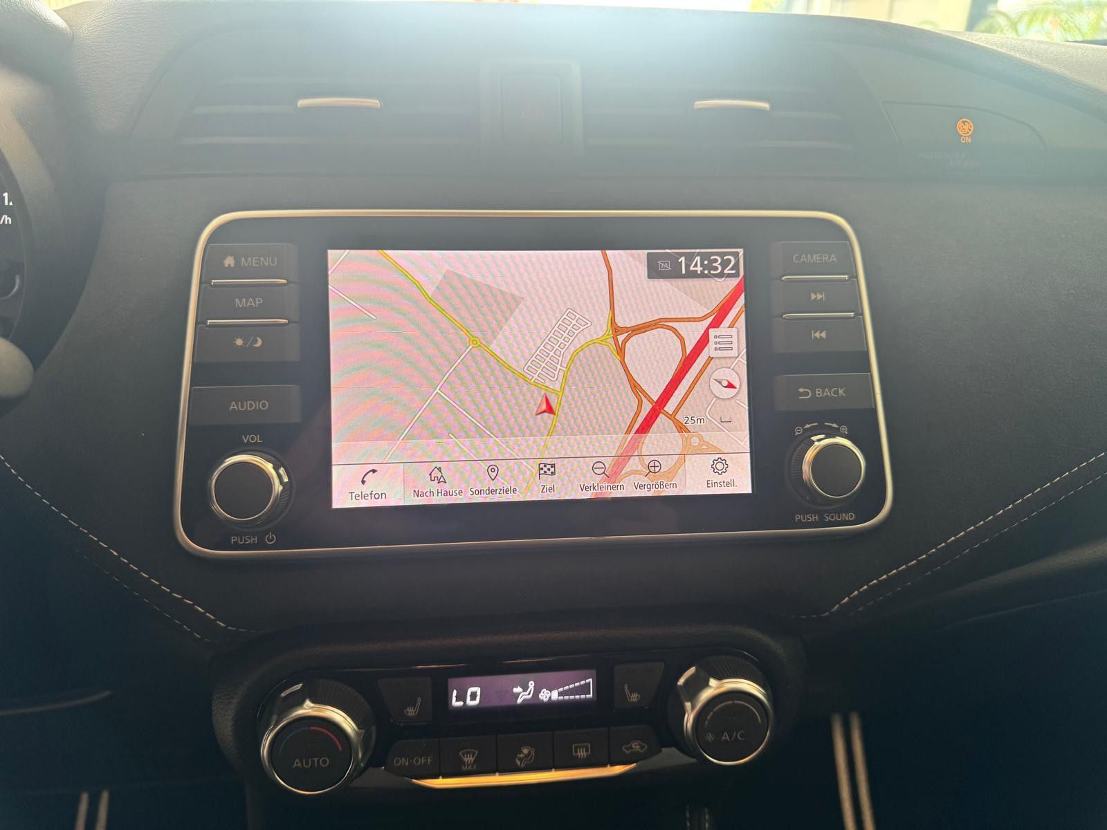 Fahrzeugabbildung Nissan Micra N-Sport 1.HAND/SCHECKHEFT/NAVI/KLIMA