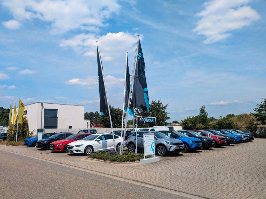 Opel Frontera Ultimate 1.2 Mild-Hybrid Automatik