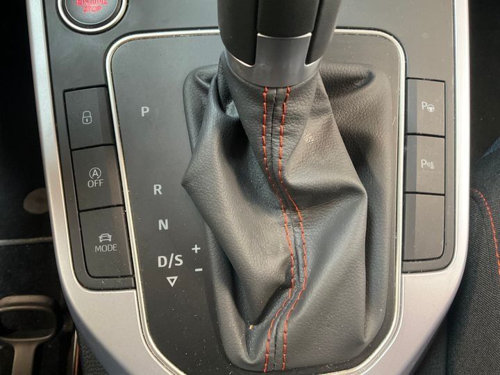 Fahrzeugabbildung SEAT Arona FR TSI DSG *Cam*LED*PDC*Sitzhzg*ACC*APP*