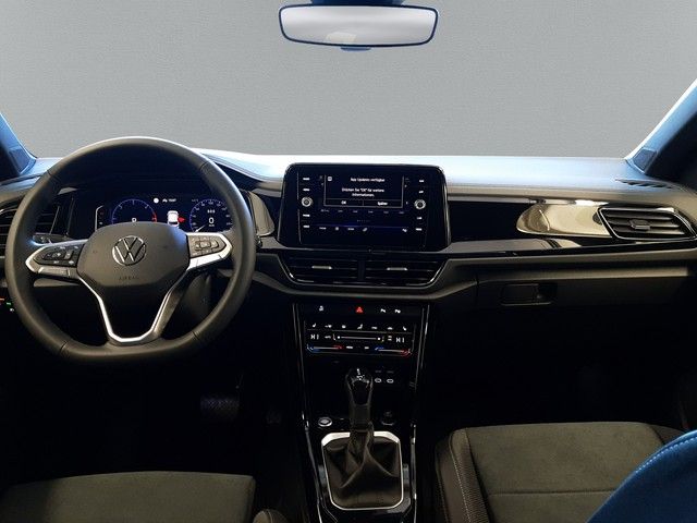 Fahrzeugabbildung Volkswagen T-Roc Black Style 2.0TDI DSG AHK Matrix Massage