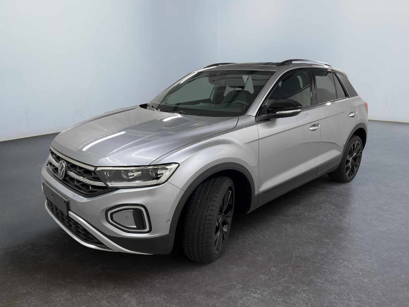 Volkswagen T-Roc Black Edition/Silver Edition 1.5 TSI 15... imagem 3