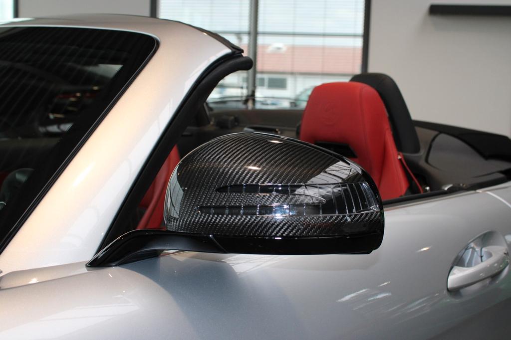 Mercedes-Benz SLS AMG