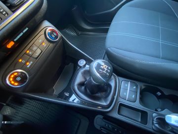 Bild 15 Ford FIESTA COOL & CONNECT