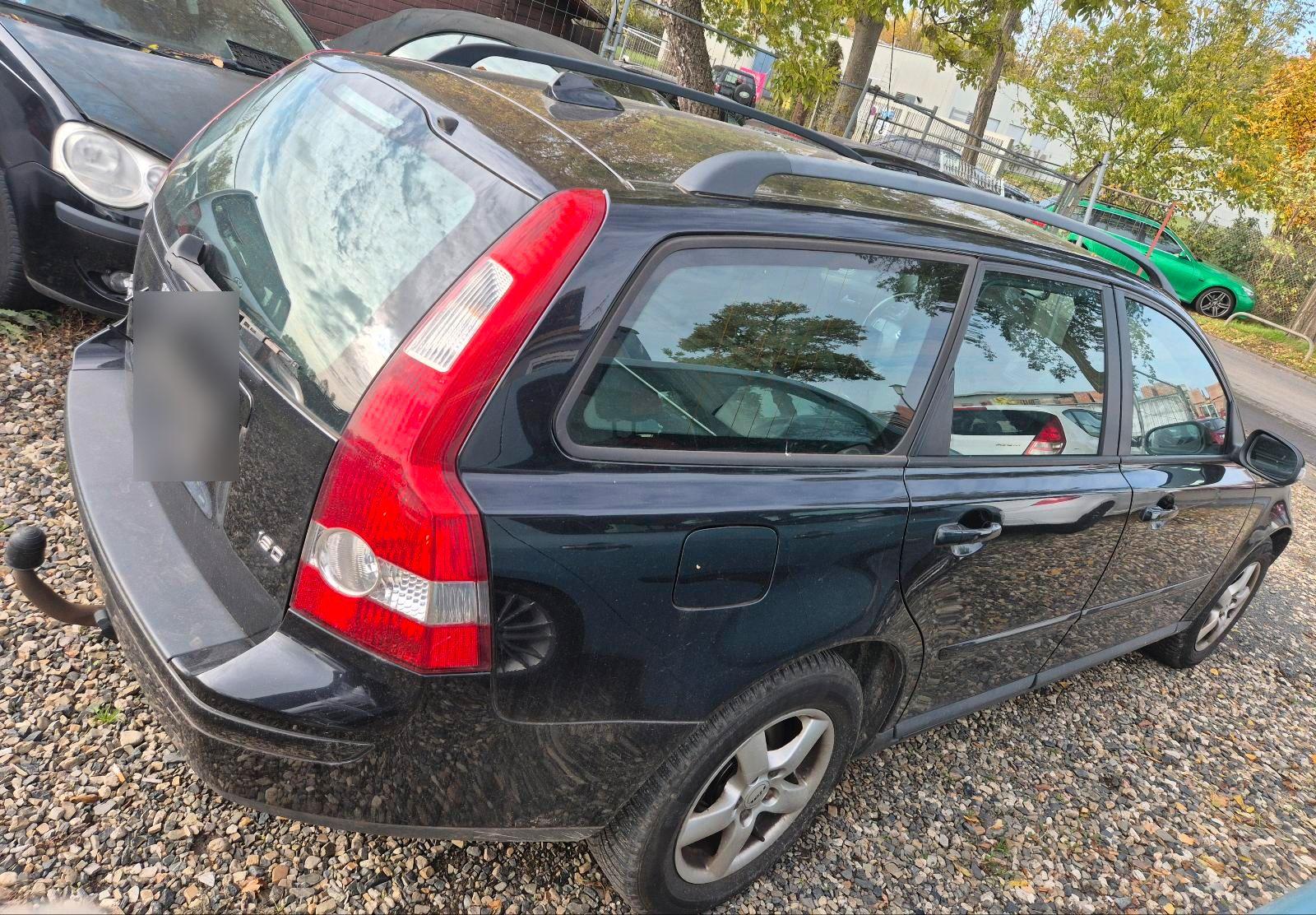 Volvo V50 2007 — interior