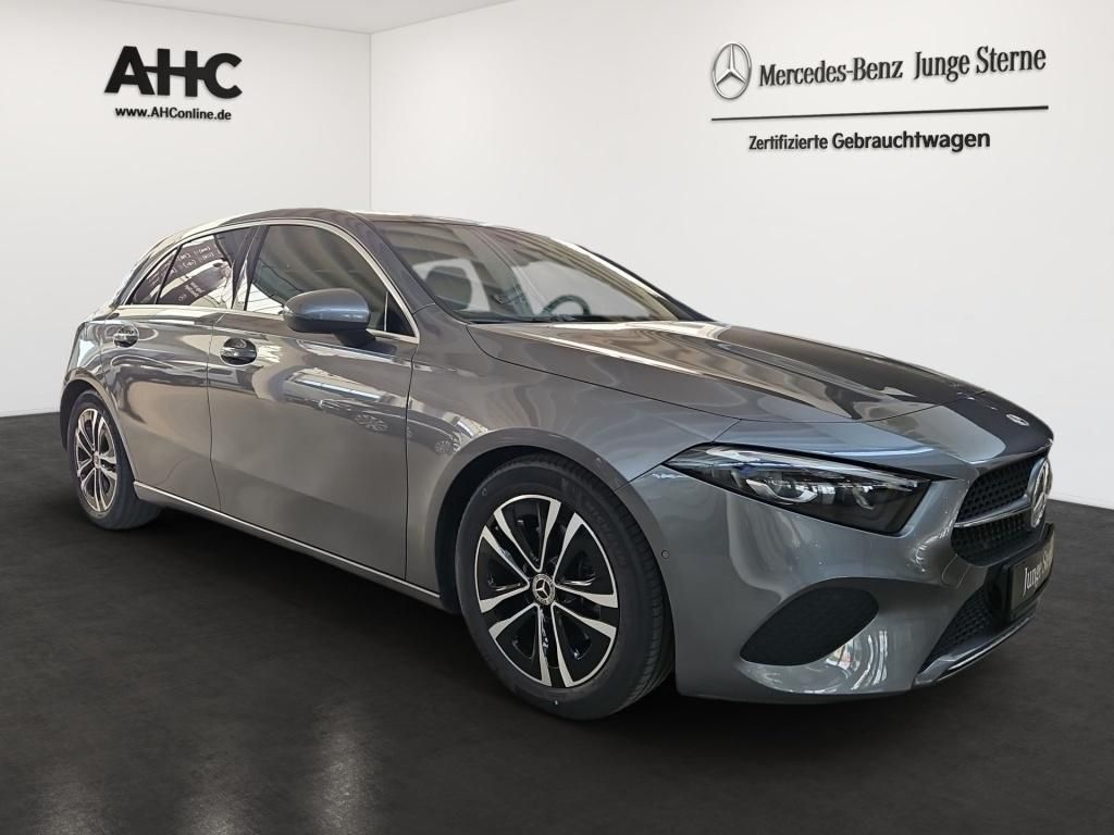 Fahrzeugabbildung Mercedes-Benz A 200 Progressive Pano Navi Totwi. SpurH LED SHZ