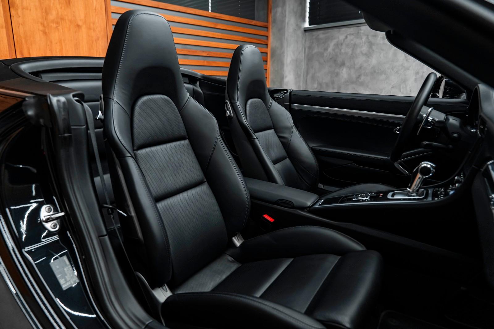 PORSCHE 991 TURBO CABRIOLET