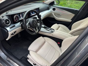 Mercedes E 220 - 7