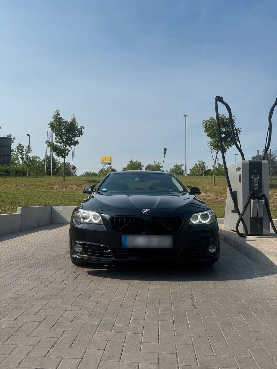 BMW Bmw 520d 2015