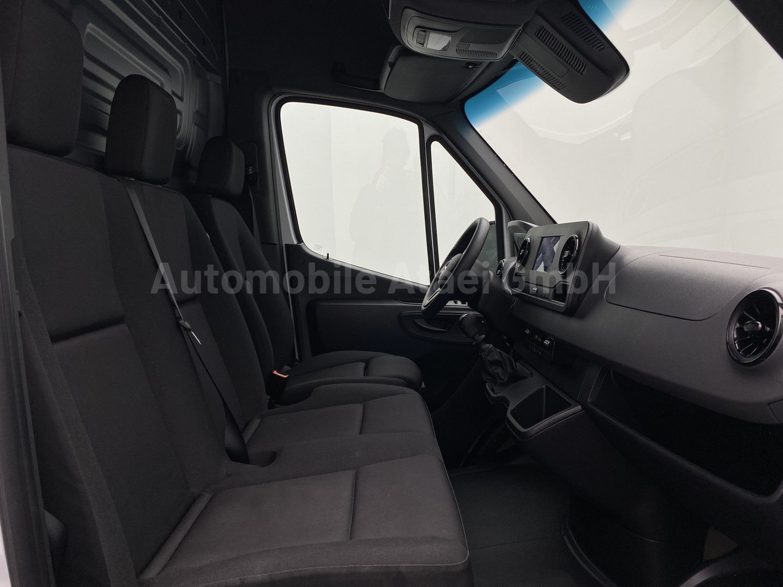 Fahrzeugabbildung Mercedes-Benz Sprinter 317 *AHK 3,5t* NAVI+ SCHWINGSITZ 3473