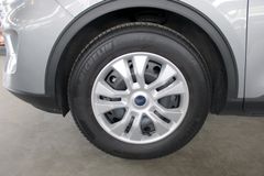 Fahrzeugabbildung Ford Kuga COOL & CONNECT NAVI PDC LED WinterPaket
