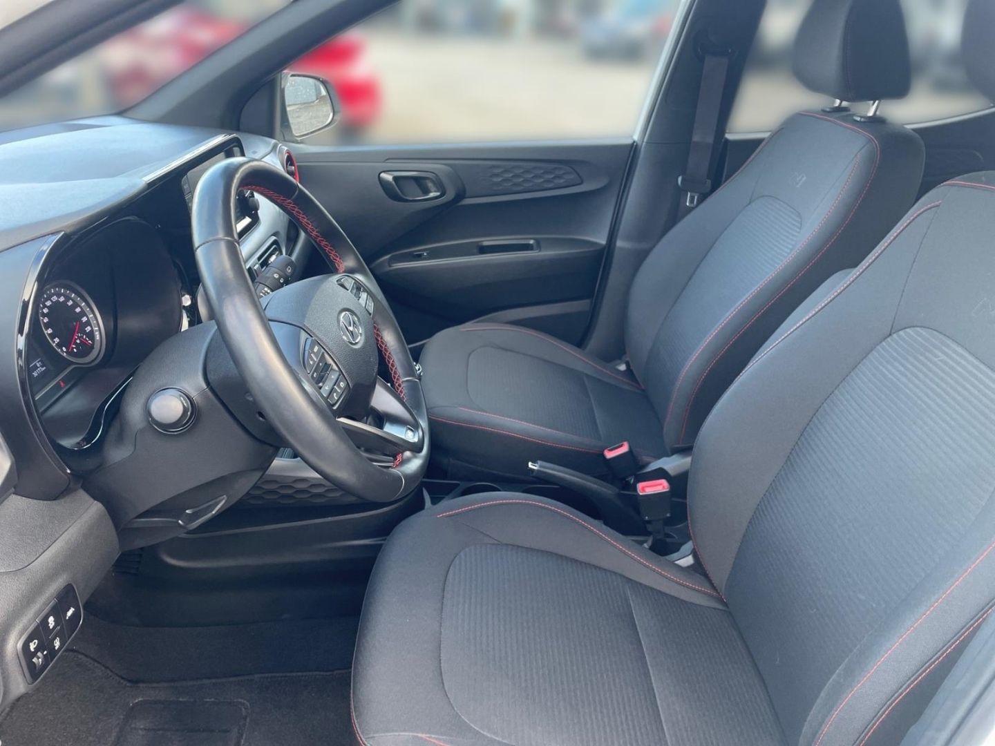 Fahrzeugabbildung Hyundai i10 1.0 Turbo N Line Allwetter Navi Sitzheizung