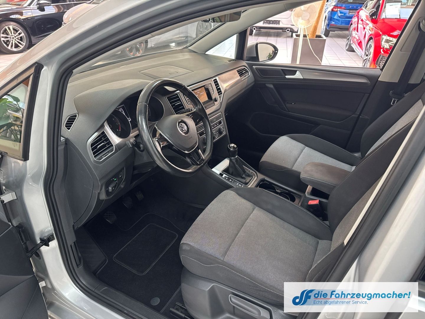 Fahrzeugabbildung Volkswagen Golf Sportsvan VII Trendline BMT Start-Stopp Spe