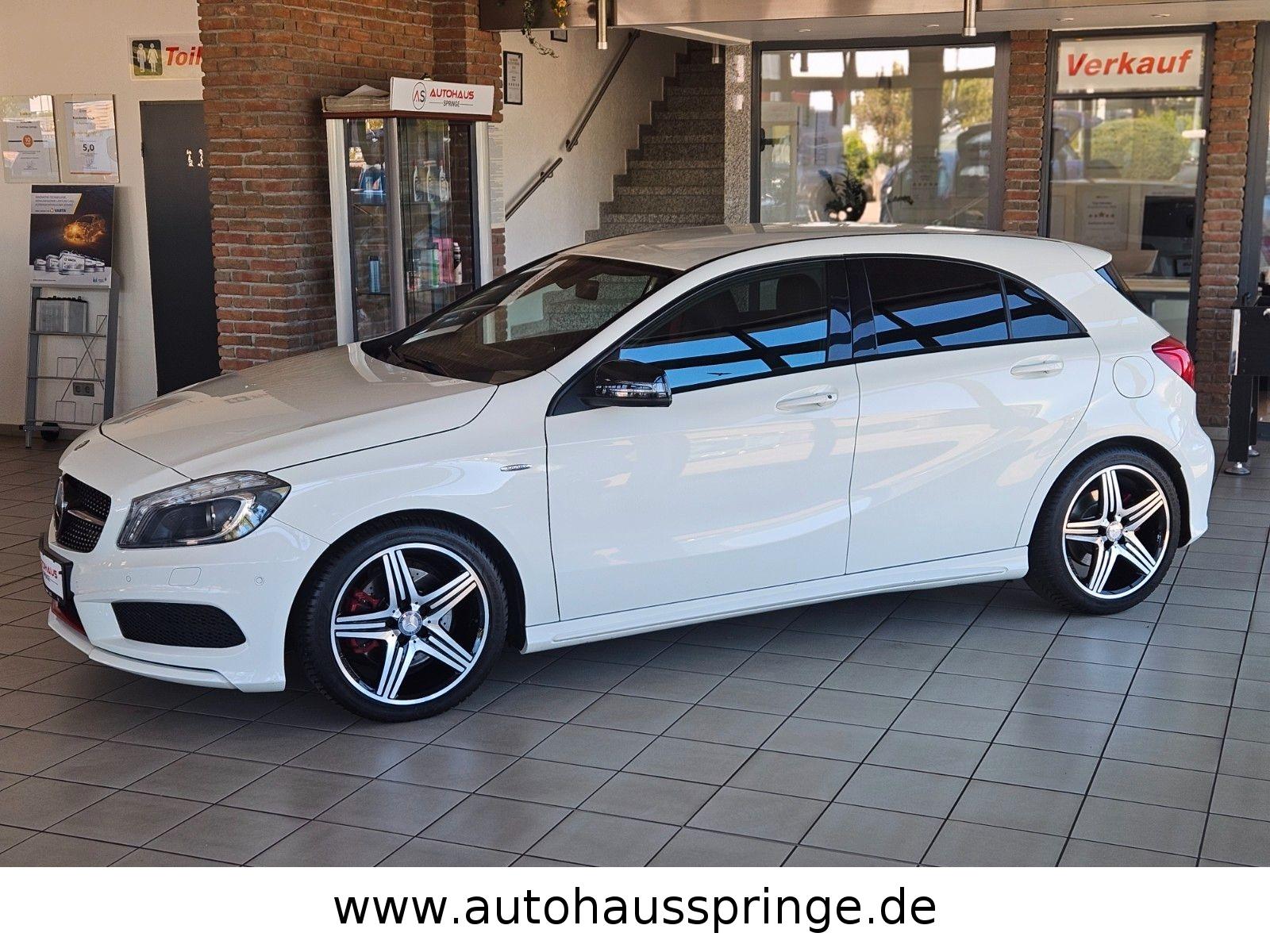 Mercedes-Benz A 250 AMG Line Sport *Alcantara, Scheckheft*