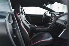 Fahrzeugabbildung Aston Martin DBS 6.0 Touchtronic *Carbon / Unikat*