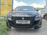 Peugeot e-208 Active Pack 136 KLIMA PDC SHZ NAVI LED - schwarze Peugeot e-208