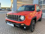 Jeep Renegade Trailhawk 4WD Xenon/Leder/Pano/1Hand - Jeep Renegade Trailhawk mit Diesel-Antrieb