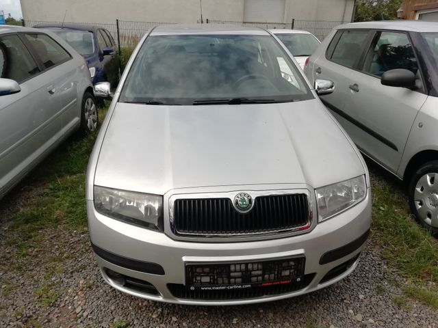 Skoda Fabia 1.2 Klima, ZV, EFH, Scheckheft, TÜV NEU