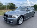 BMW 318d Touring"NAVIGATION"PANORAMA"KLIMA" - BMW 318 aus 2010: 318d
