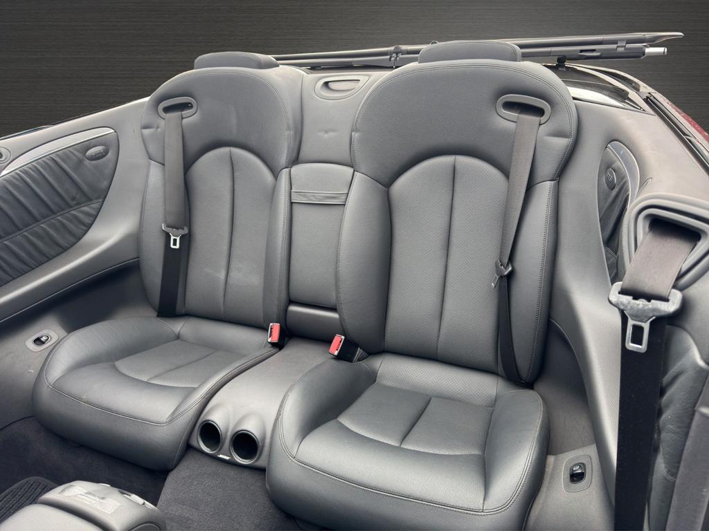 Mercedes-Benz CLK 320