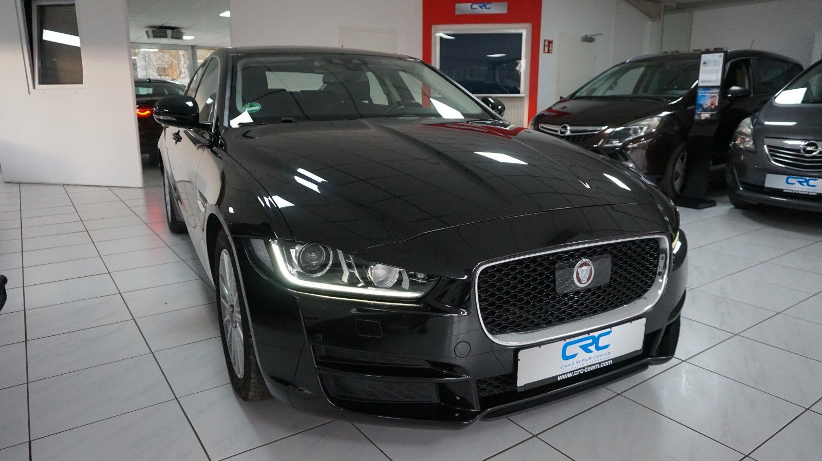 Fahrzeugabbildung Jaguar XE Prestige