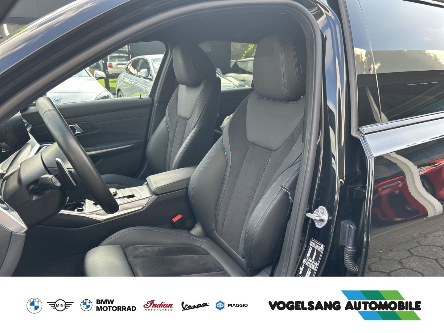 Fahrzeugabbildung BMW 330 d xDriveTouring,M Sport,HeadUp,RFK,HIFI,Live