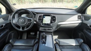 Volvo XC90 - 11