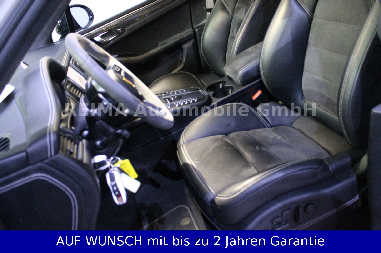 Fahrzeugabbildung Porsche Macan Turbo Performance, Carbon, Pano, Luft
