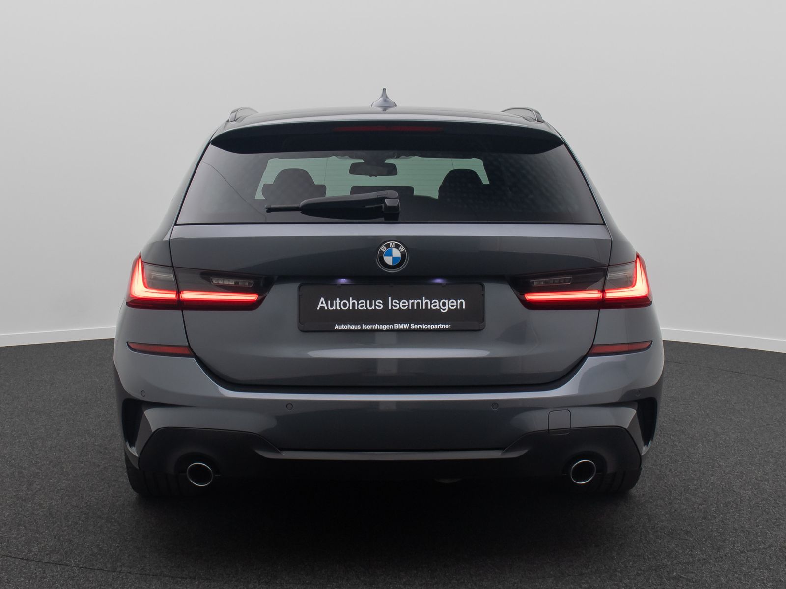 Fahrzeugabbildung BMW 318d M Sport Navi LED AHK DAB FernlichtAss