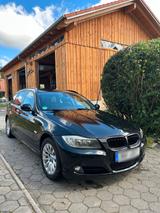 BMW E91 318i - BMW 318: 318i E91
