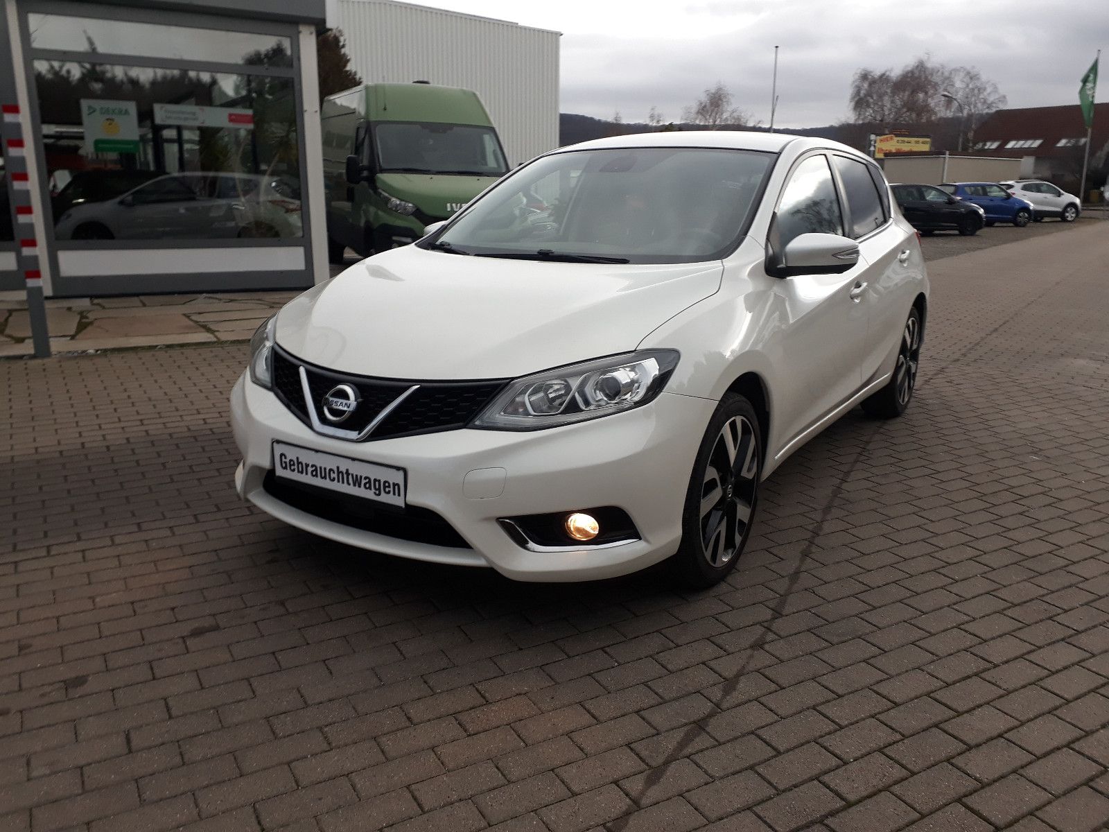 NISSAN Pulsar