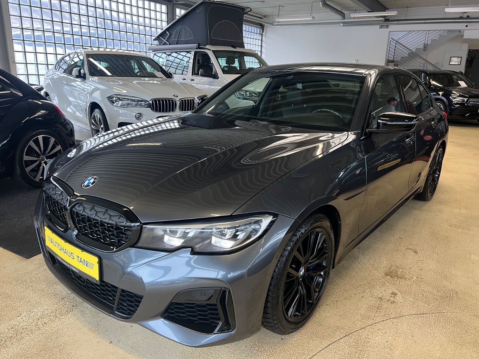Fahrzeugabbildung BMW M340i Lim. xDrive * 1.HAND *SCHECKHEFT-BMW*360*