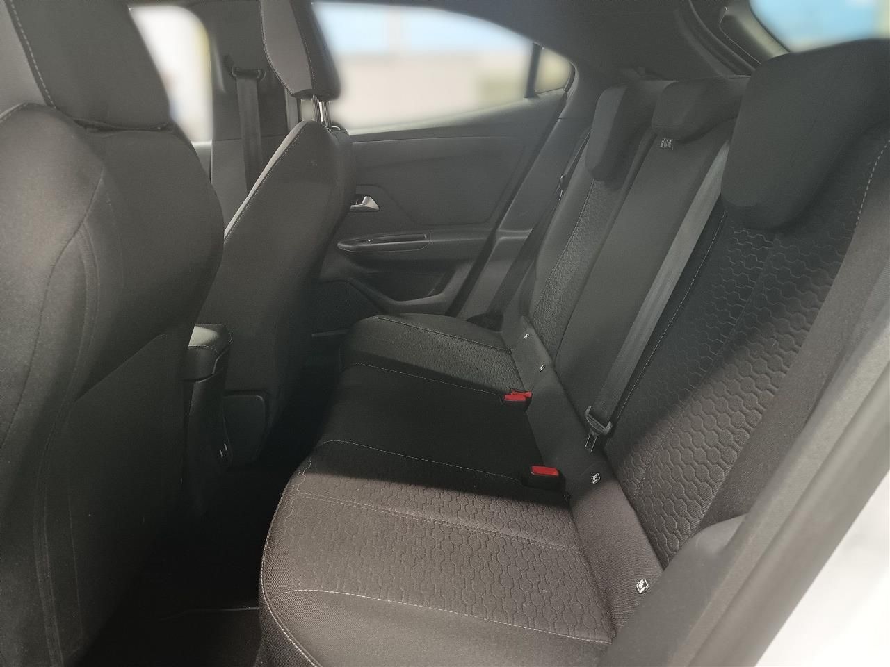 Fahrzeugabbildung Opel Mokka 1.2 Turbo 48V MHEV Edition+Navi+PDC