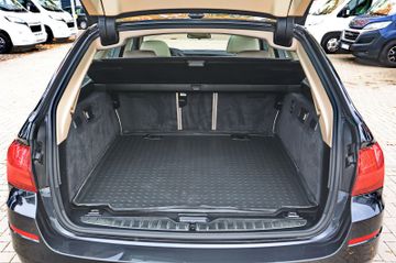 Fahrzeugabbildung BMW 525d touring | LEDER | PANO | AHK | DISTRONIC