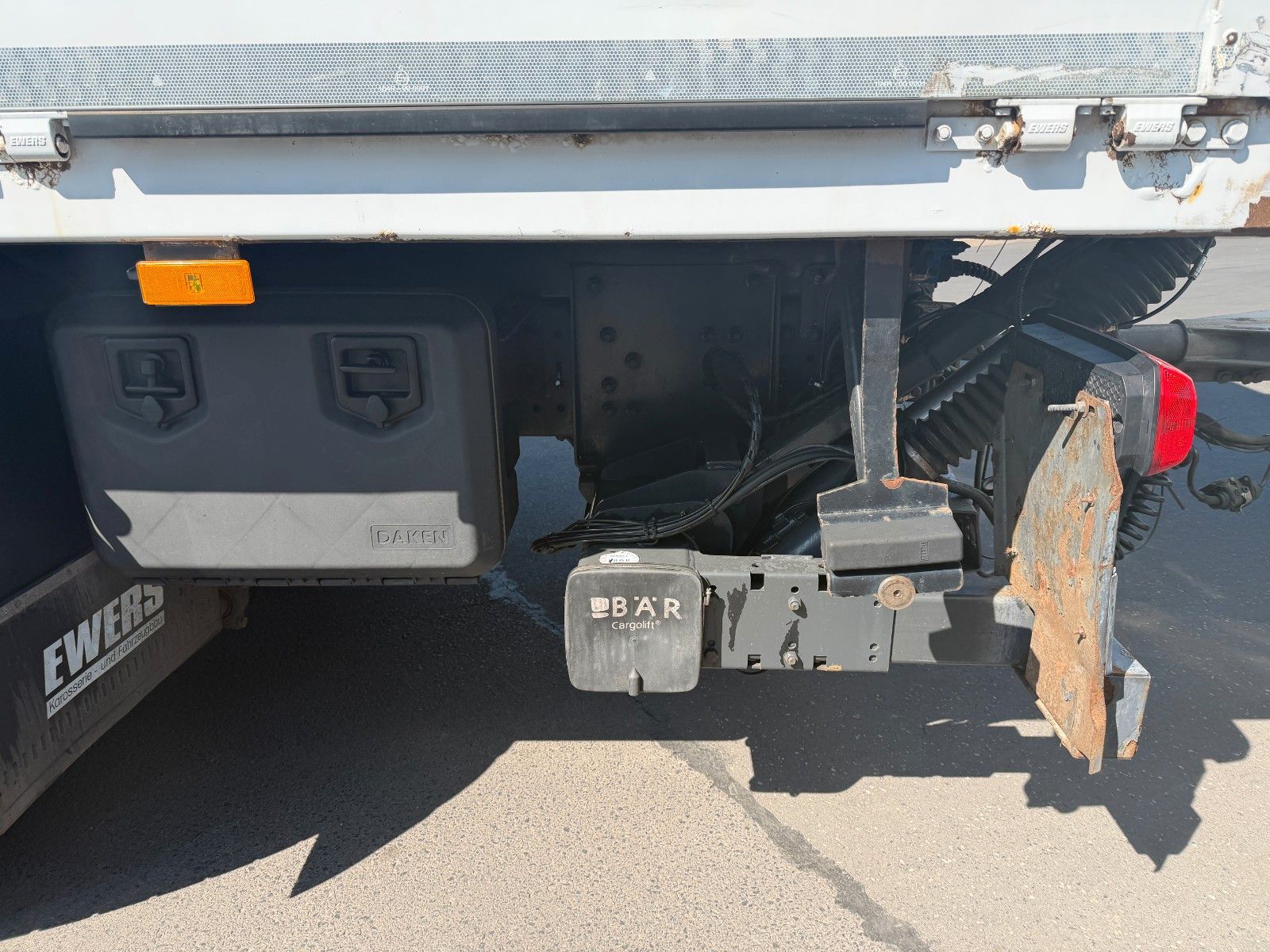 Fahrzeugabbildung Mercedes-Benz Antos 2543 L Schwenkwand LBW BÄR 2.500kg AHK