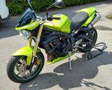 Triumph Street Triple 675 - TRIUMPH 675 STREET TRIPLE
