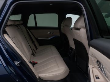 Fahrzeugabbildung BMW M340d xD DAB CockPitPro PDC Stop&Go AHK Alarm