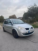Renault mégane grand scenic TÜV NEU - gebrauchte Renault Grand Scenic aus dem Jahr 2009