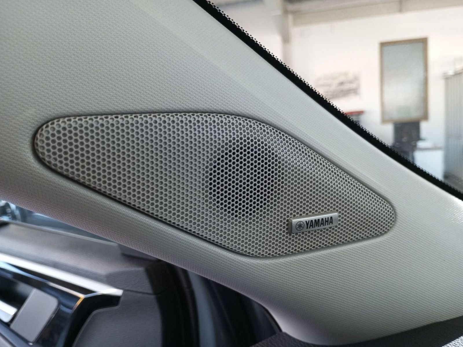 Fahrzeugabbildung Mitsubishi Outlander PHEV Diamant 306 PS ACC 360°