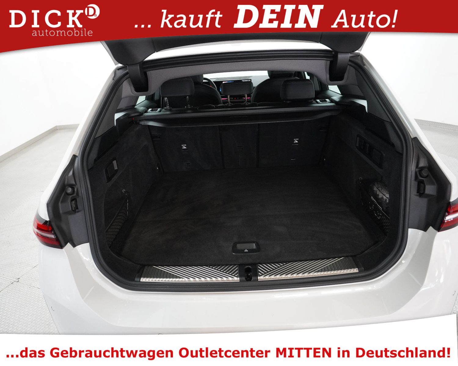 Fahrzeugabbildung BMW 520d T Aut Sport LEDER+SHZ+NAV PLUS+KAM+LED+18+M