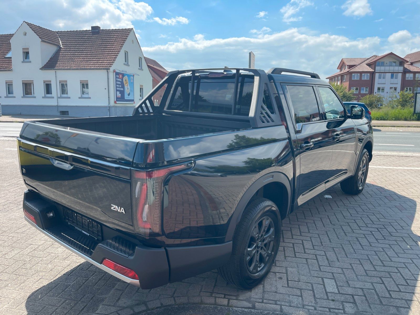 Fahrzeugabbildung DFSK Rich 9 2.3 DCi AT 4x4 Vollausstattung
